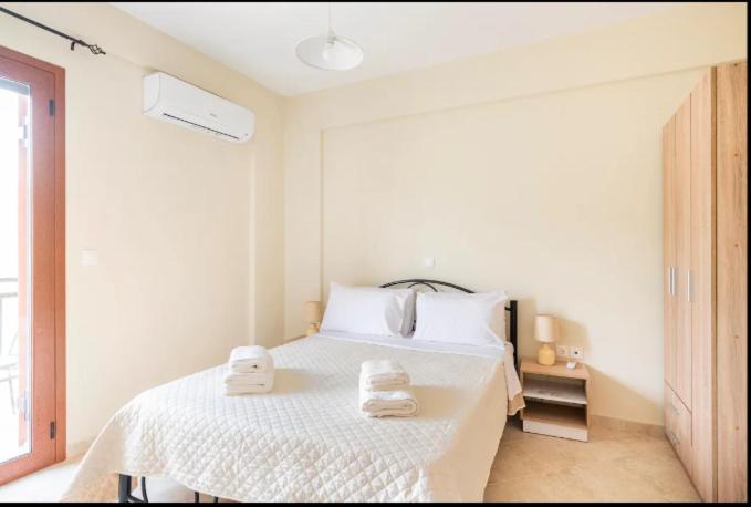 モネンバシアAgnantio Houseアパートメント エクステリア 写真